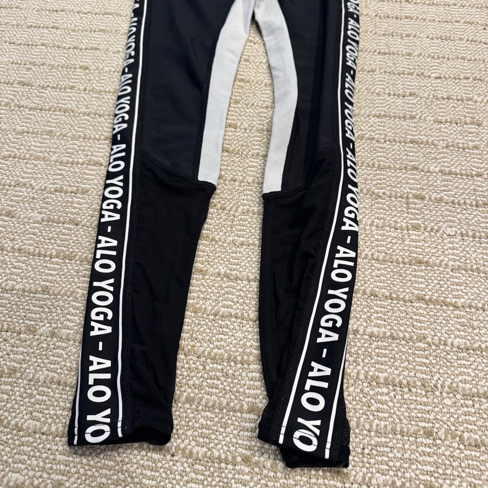 Alo Yoga Mesh High Waist Trainer Black White Logo Stripe Leggings | XS - Picture 4 of 10